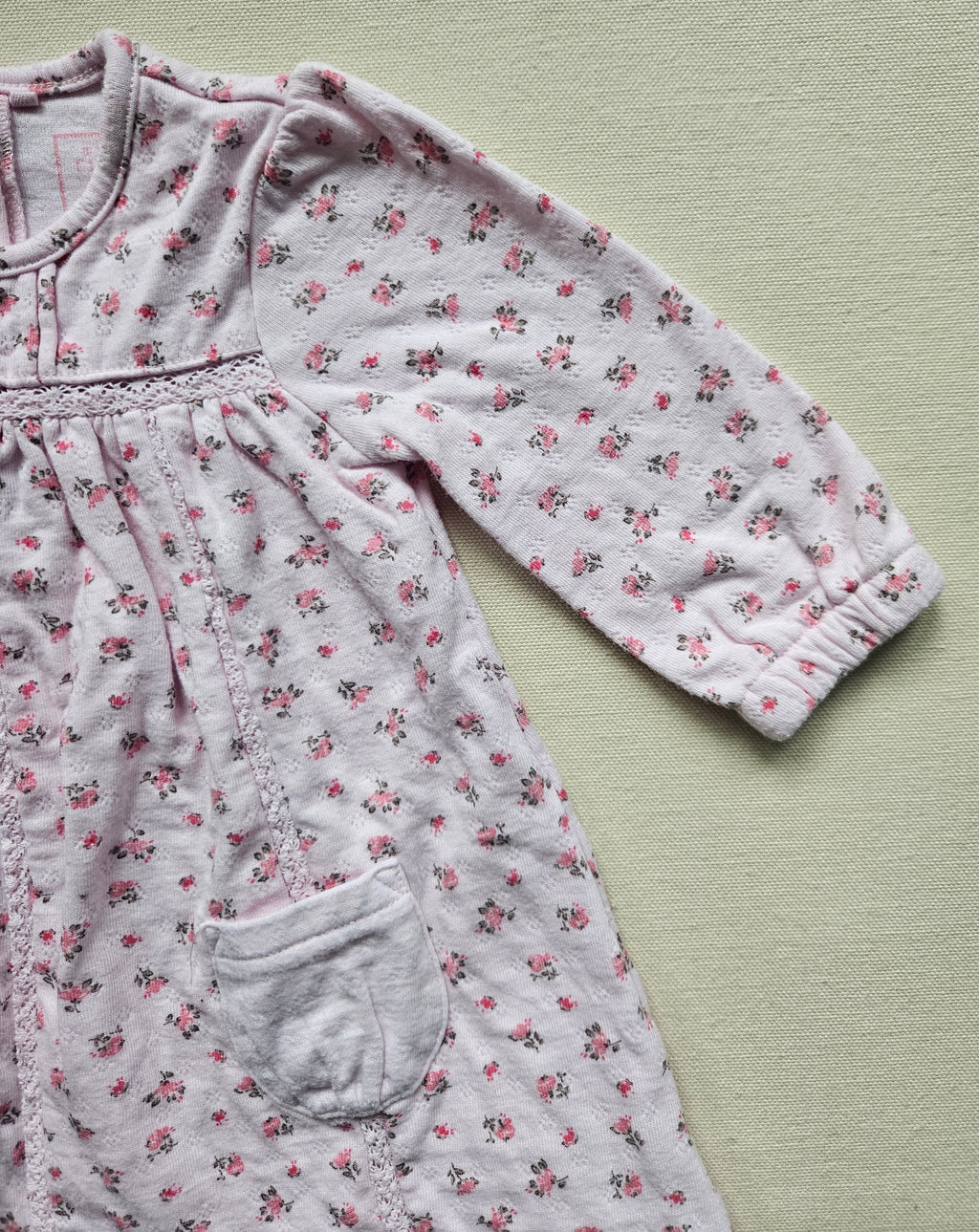Next Baby Langarmkleid mit Blümchenmuster & Spitzendetails 🌸 | Gr. 68