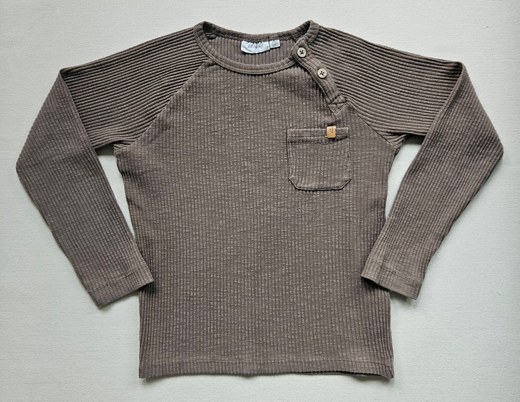 Lil’ Atelier Ripp-Langarmshirt mit Brusttasche  | Gr. 116