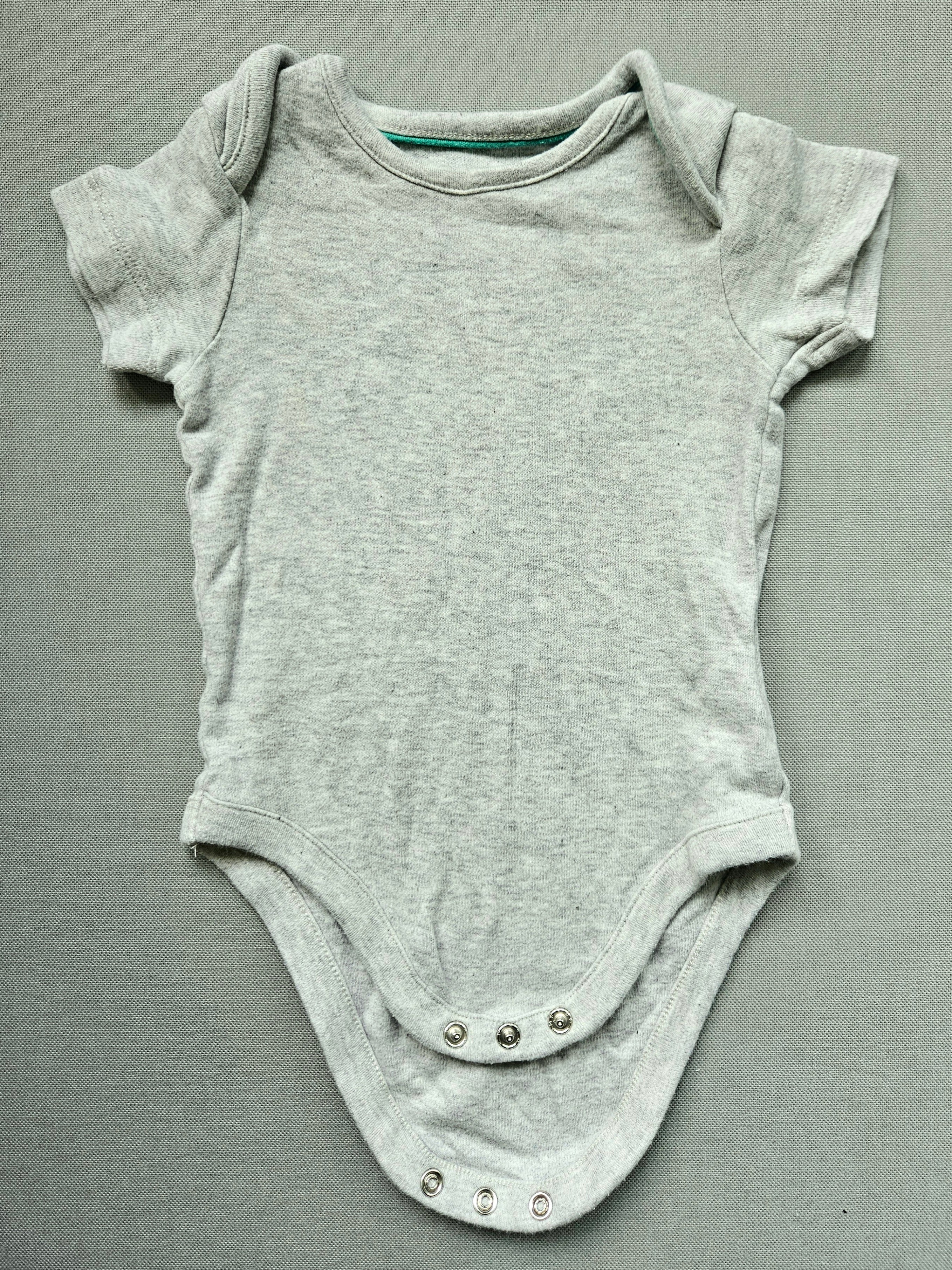 Mothercare Dino-Set Latzshorts & Body 🦖 | Gr. 74