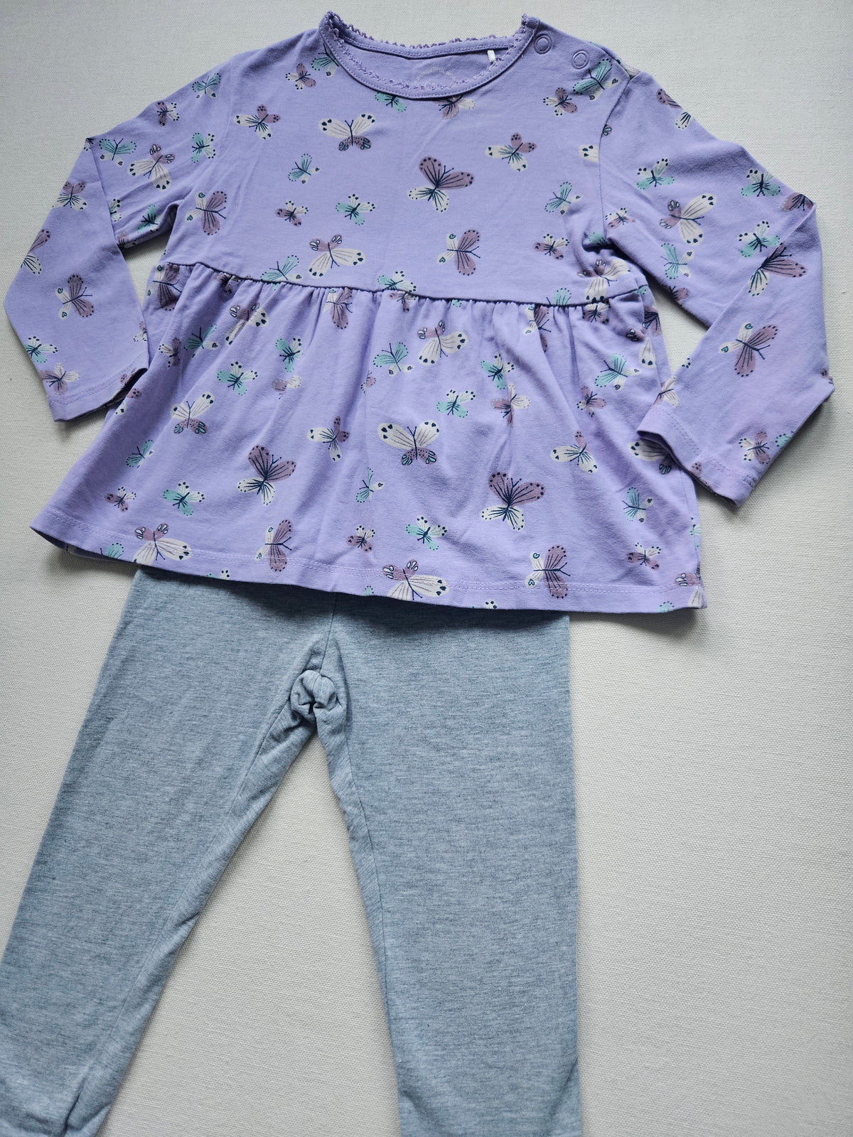 s.Oliver Schmetterlings-Tunika & Minymo Leggings 🦋 | Gr. 86