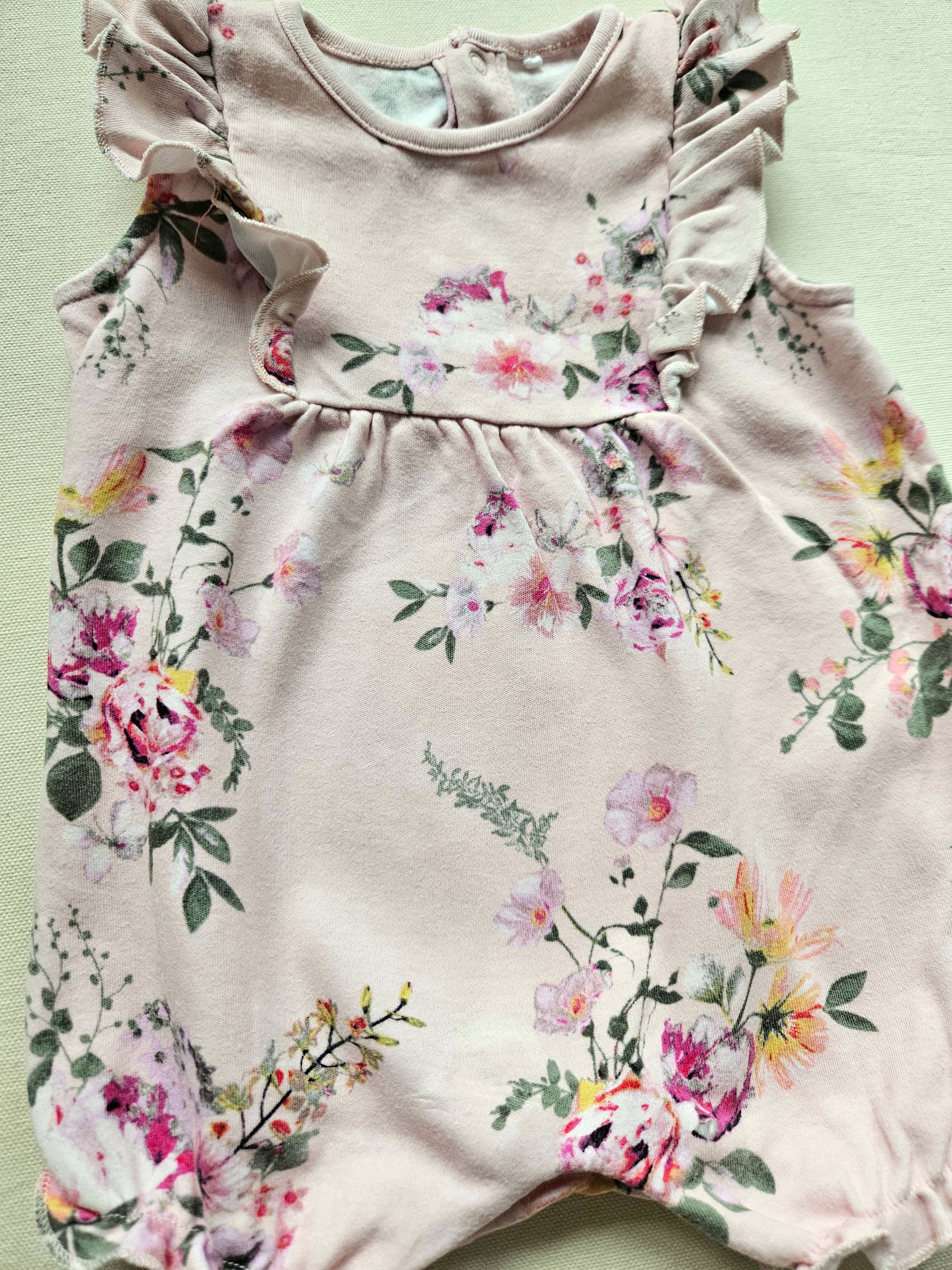 Next Romper mit Blumenmuster 🌺 | Gr. 68