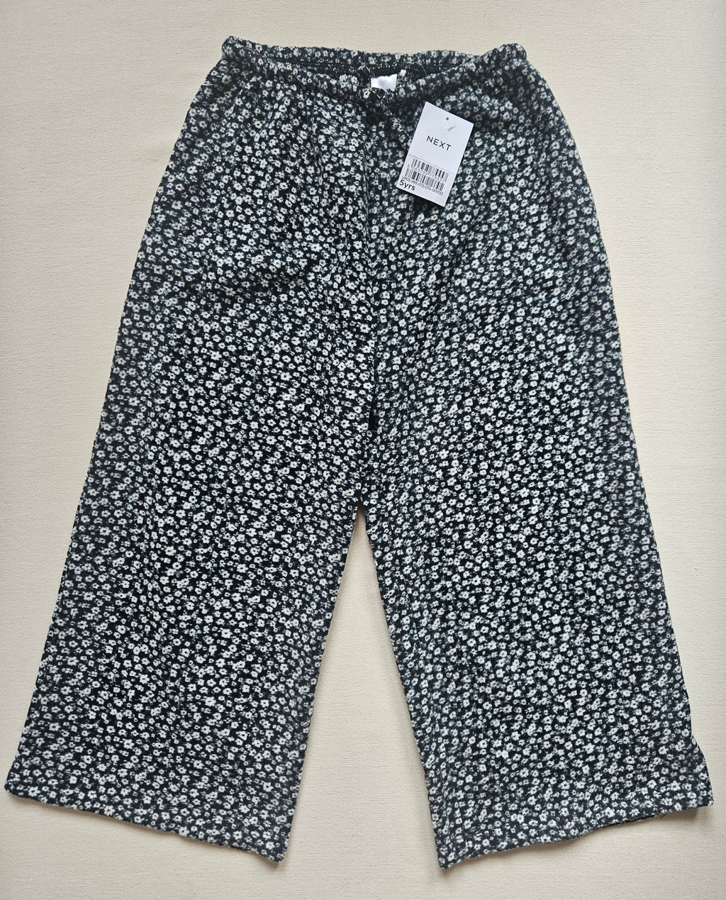 Next Weite Hose mit Blumenmuster | Gr. 110 | Neu mit Etikett