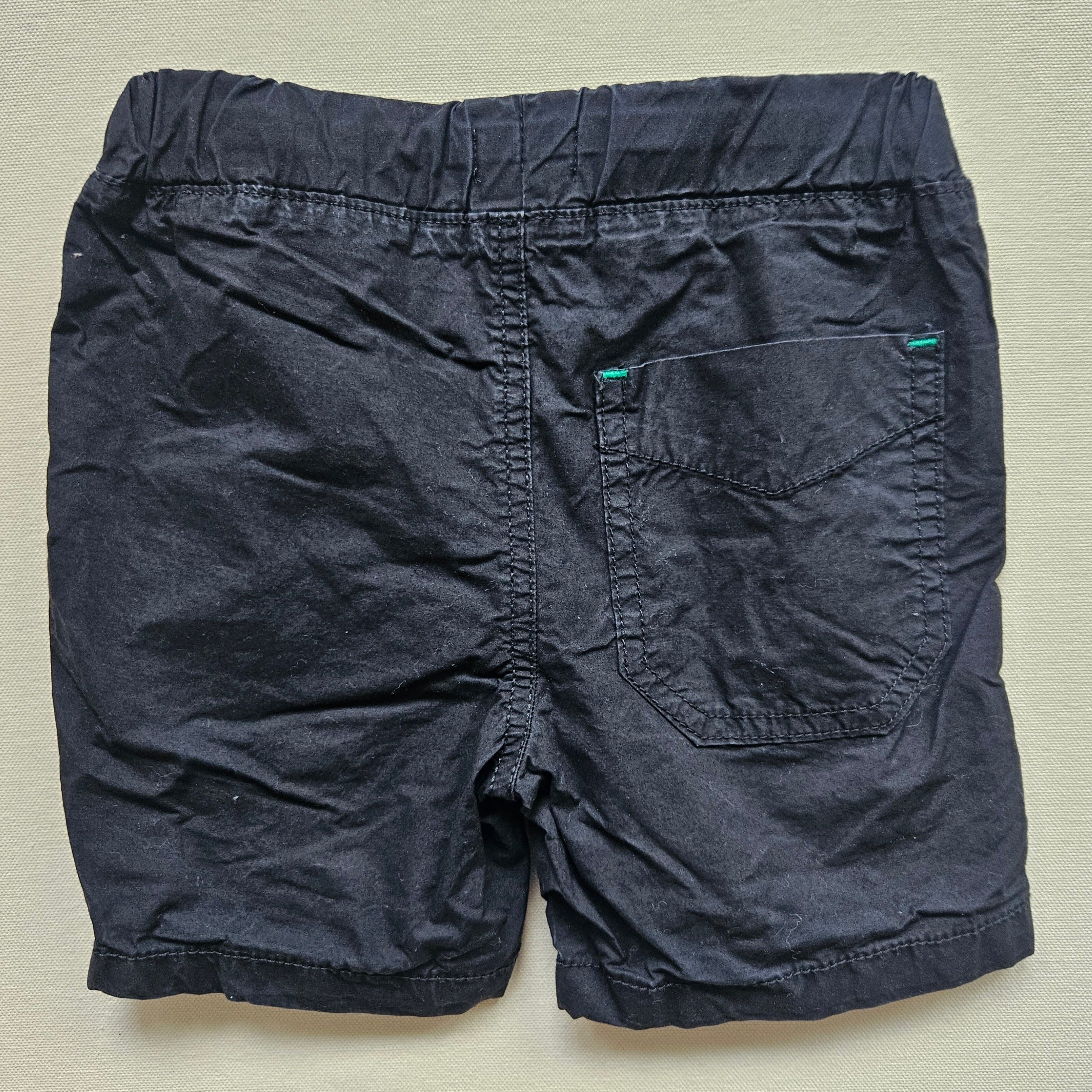 Benetton Shorts mit Logo Schwarz | Gr. 90